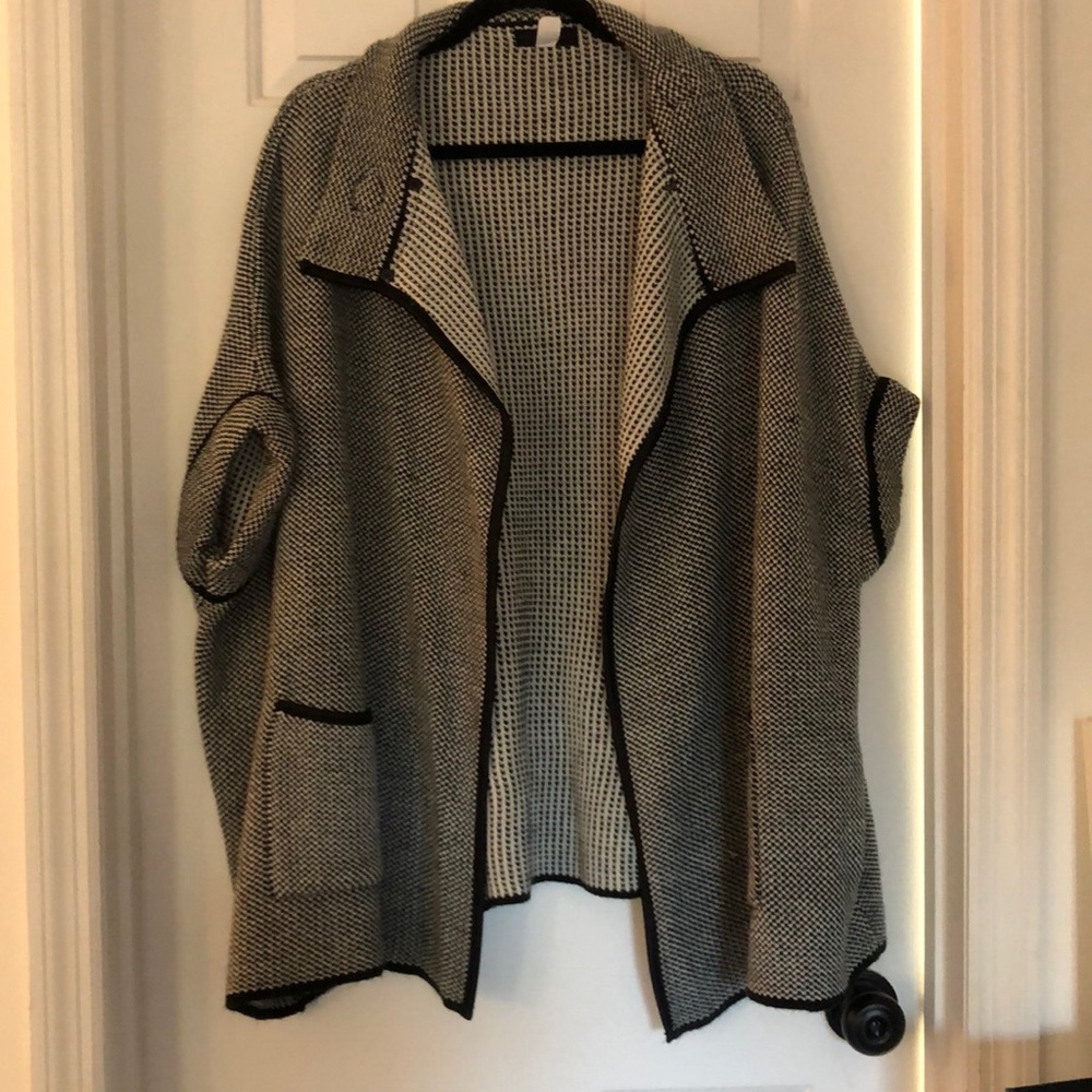 Steve Madden poncho cardigan large XL